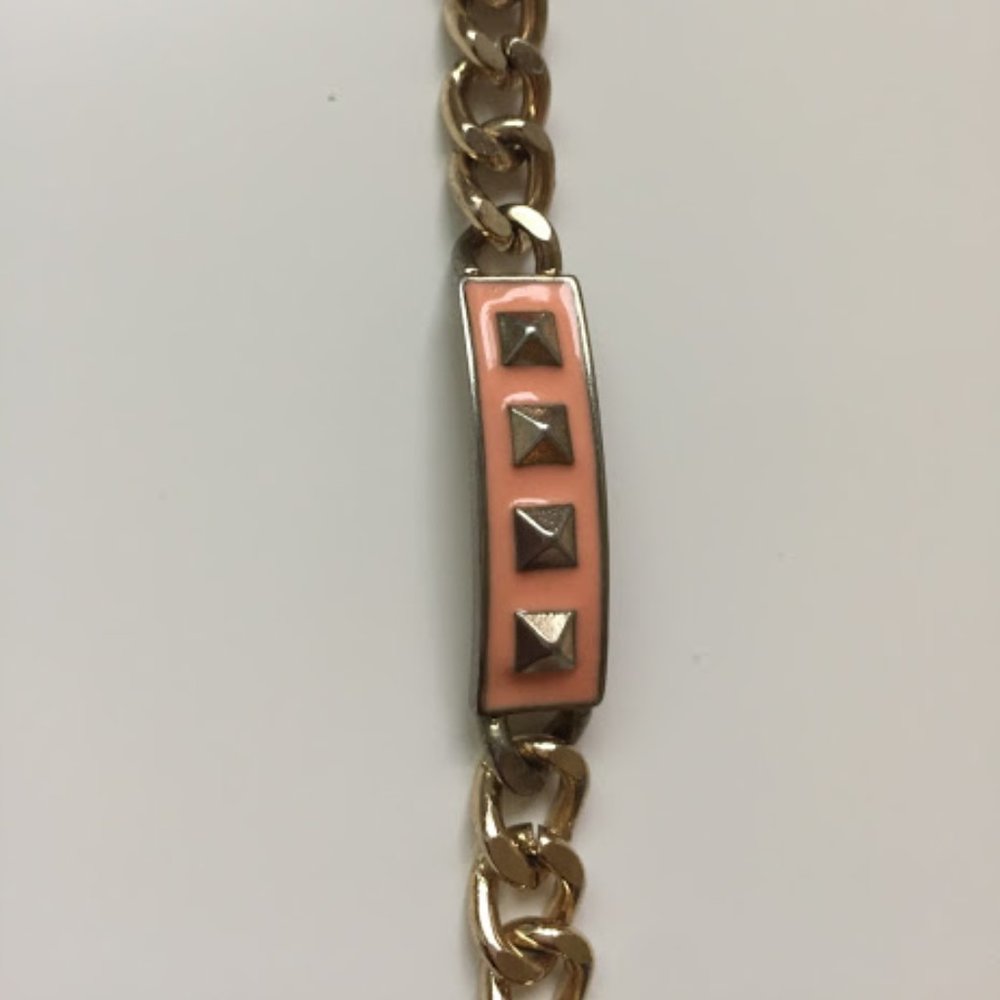 Gold Chain Bracelet w/ Peach Stud embellis…